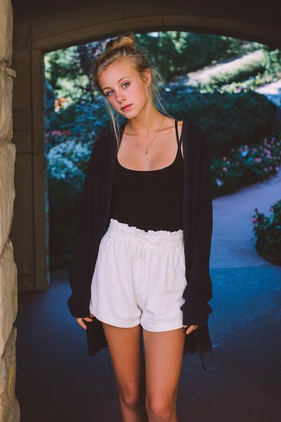 8. Cardigan Brandy Melville Layering with Tank and High-Waist Shorts
