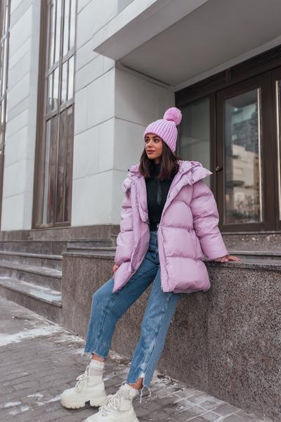 9. Demetra Outfits Winter with Puffer Jacket and Knit Beanie