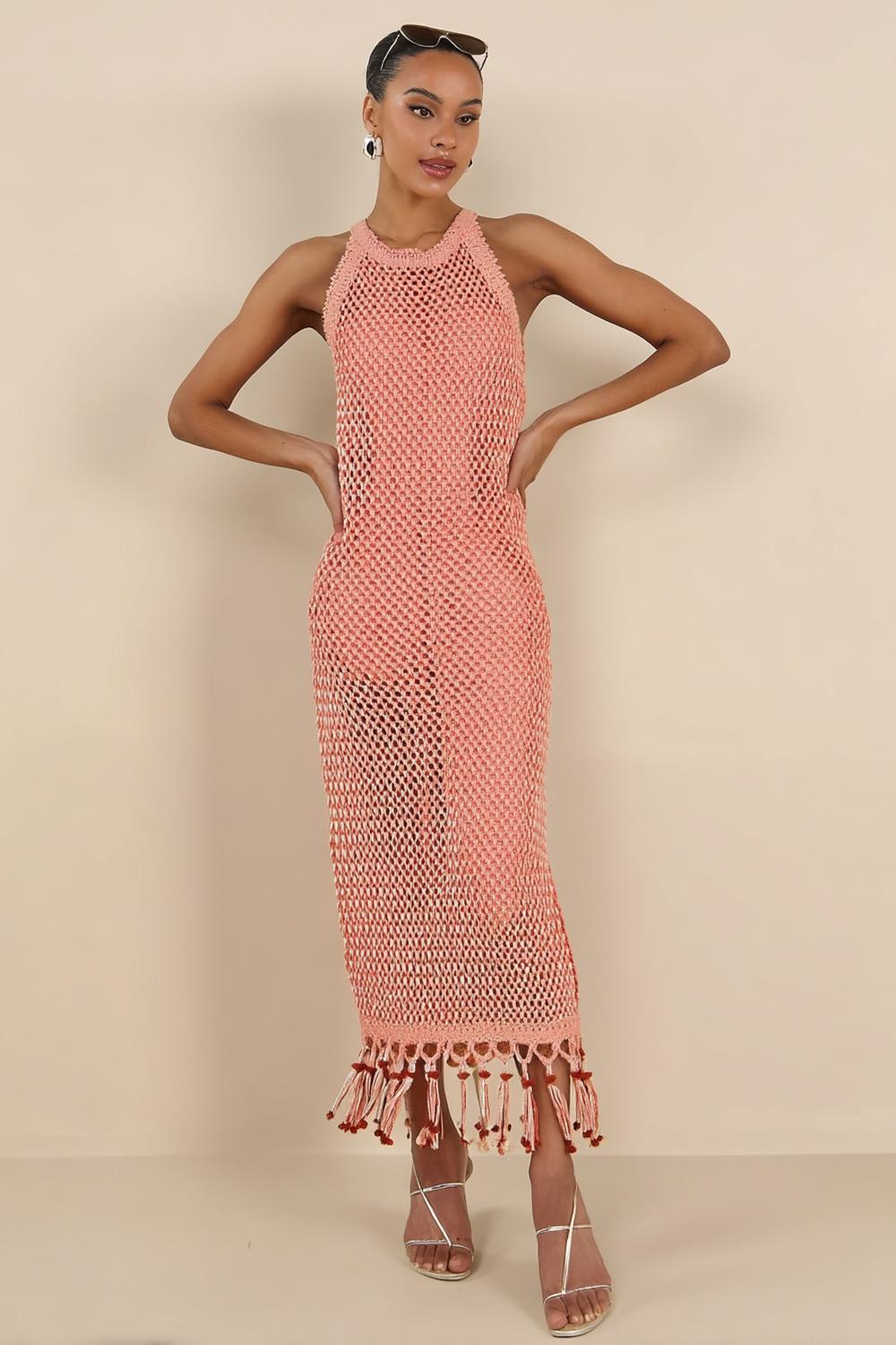 Coral Mesh Elegance