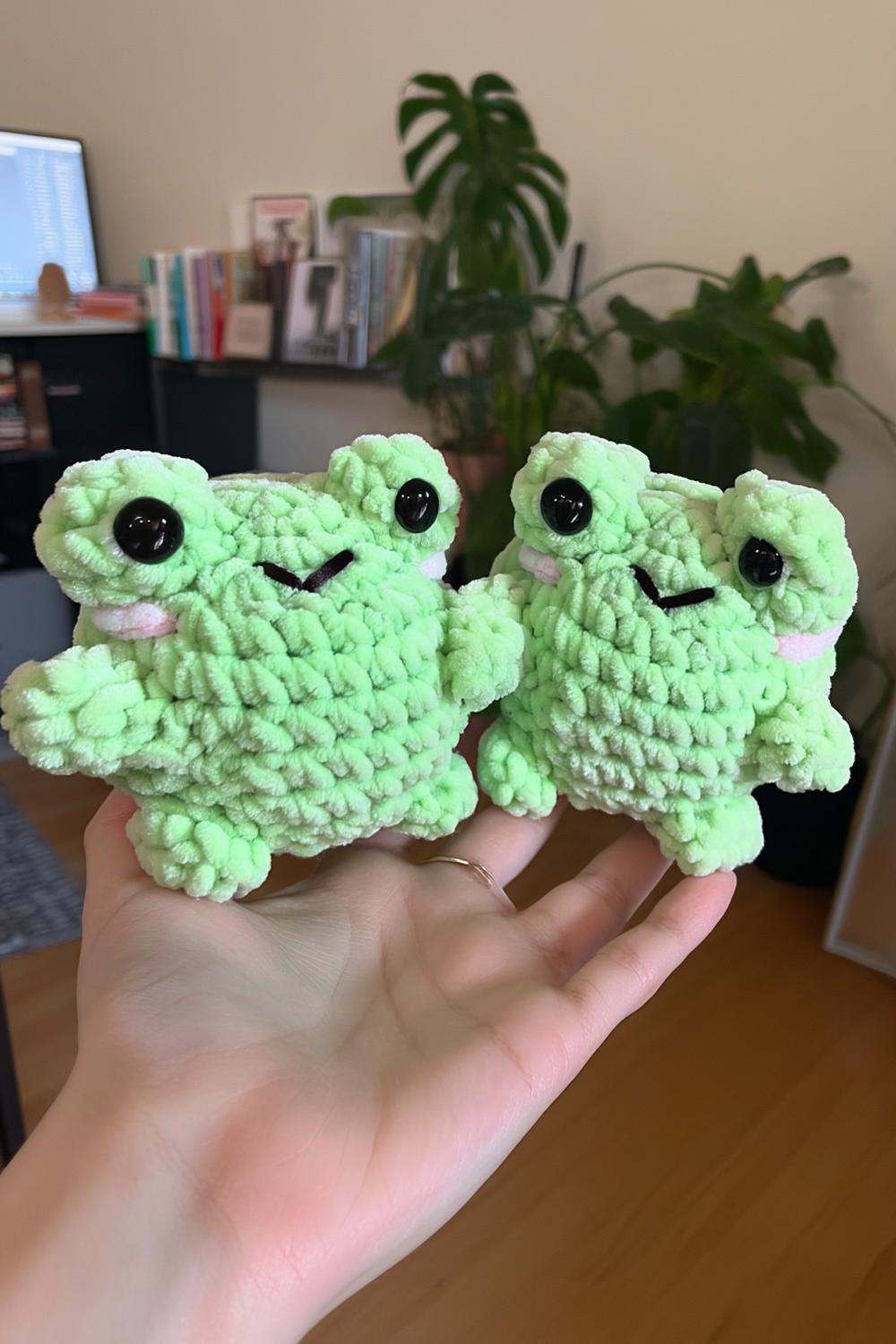 Cheerful Green Frogs