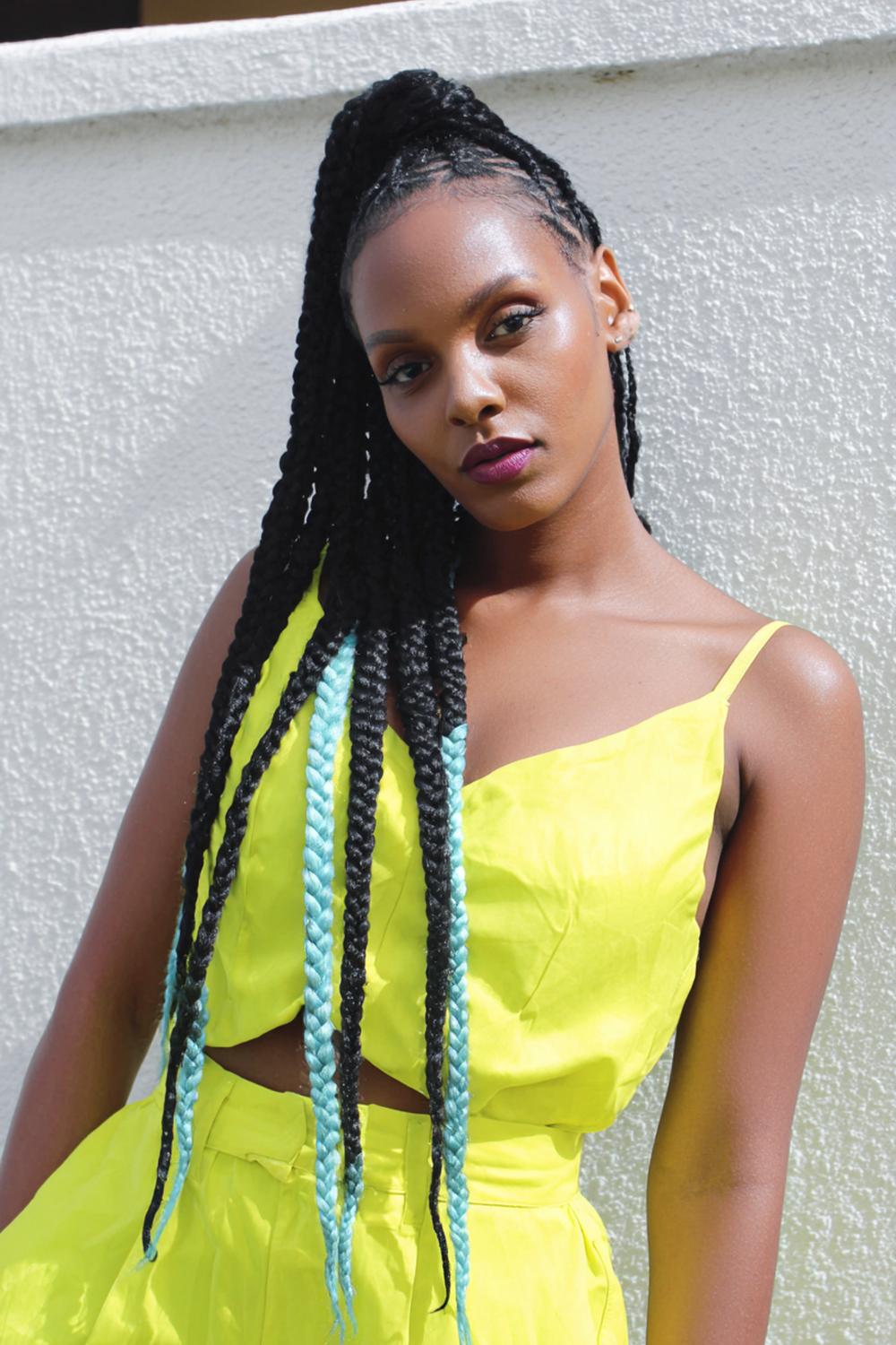 15. Knotless Braids Hairstyles with Jumbo Braids and Clean Square Parts