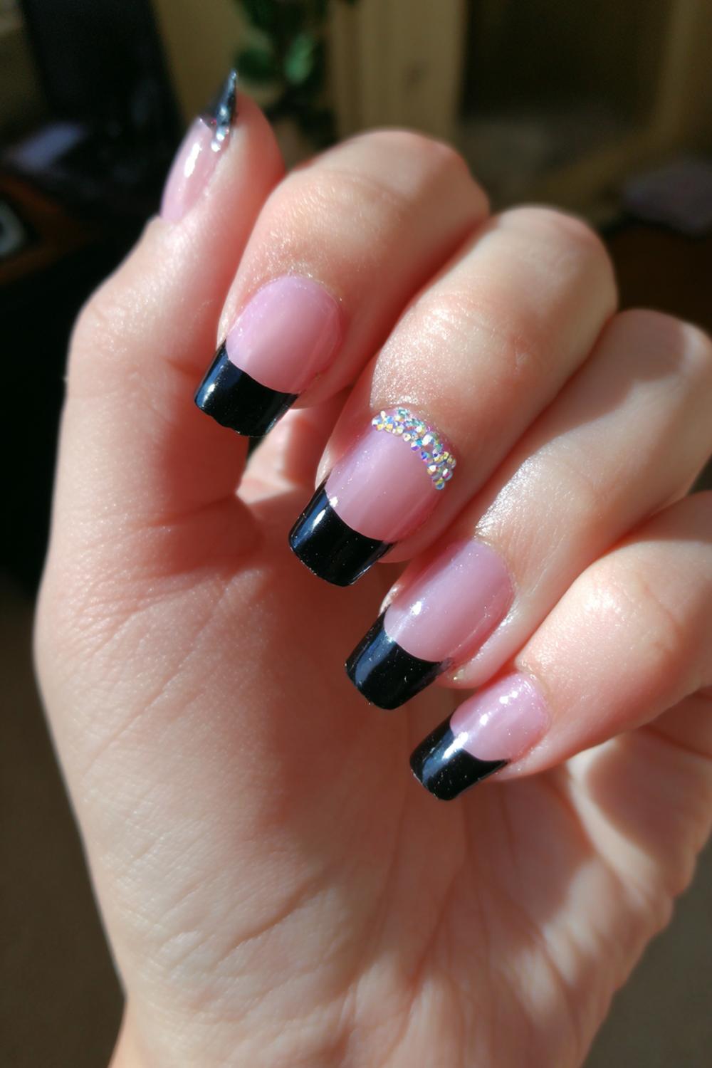 18. Nail Swag Black French Tip with Tiny Crystal at the Smile Line