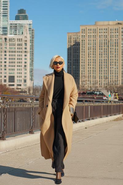 16. Old money outfits 2026 with a camel coat and black turtleneck for city evenings