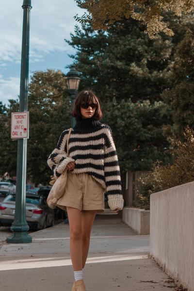 23 Outfits Aesthetic 2026 - Cozy Cardigans To Stripes