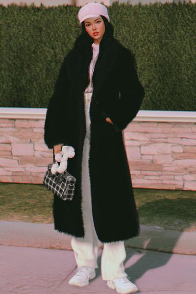 9. Outfits Aesthetic 2026: Demetra Outfits Winter with Long Coat and Knit Set