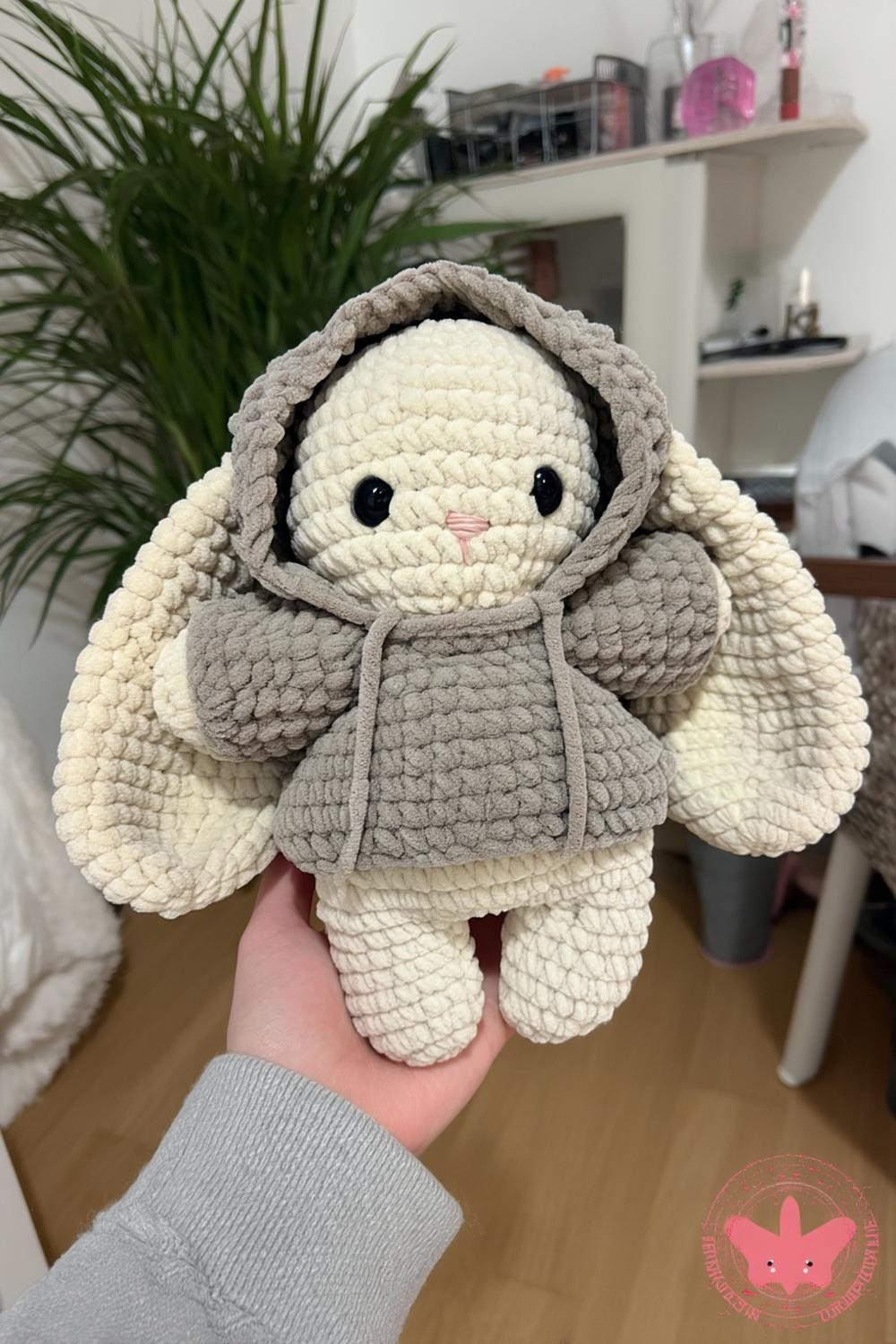 Tiny Hooded Friend