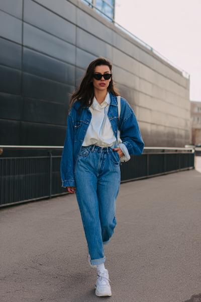 18. School outfit 2026: Denim-on-denim set with clean accessories